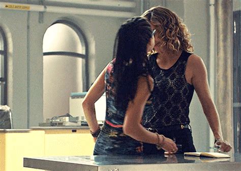 lez gif sex|Popular Lesbian Gifs